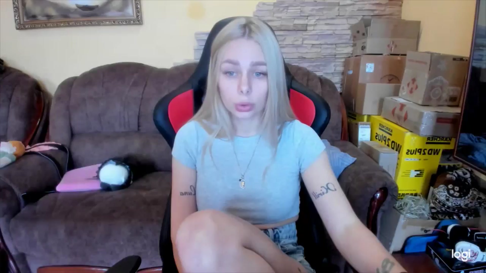 Gallery image thumbnail from YourPupsik's myfreecams stream on, 03/13/2025, 09:27 image 17 of 20