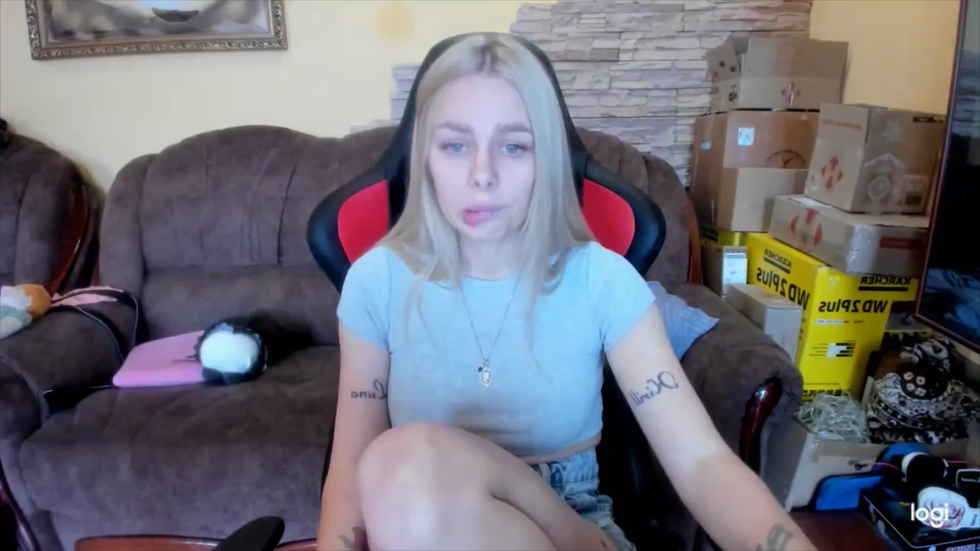 Gallery image thumbnail from YourPupsik's myfreecams stream on, 03/13/2025, 09:27 image 16 of 20