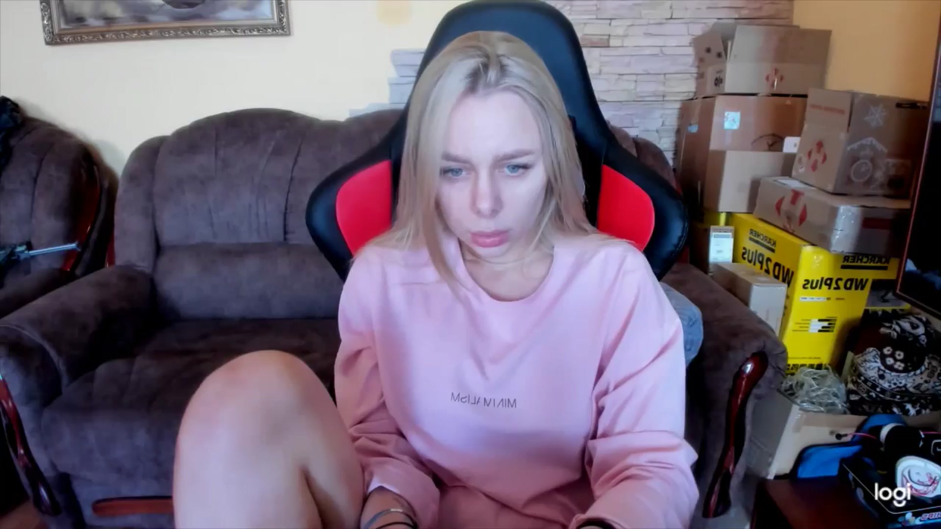 Gallery image thumbnail from YourPupsik's myfreecams stream on, 03/14/2025, 09:26 image 15 of 20