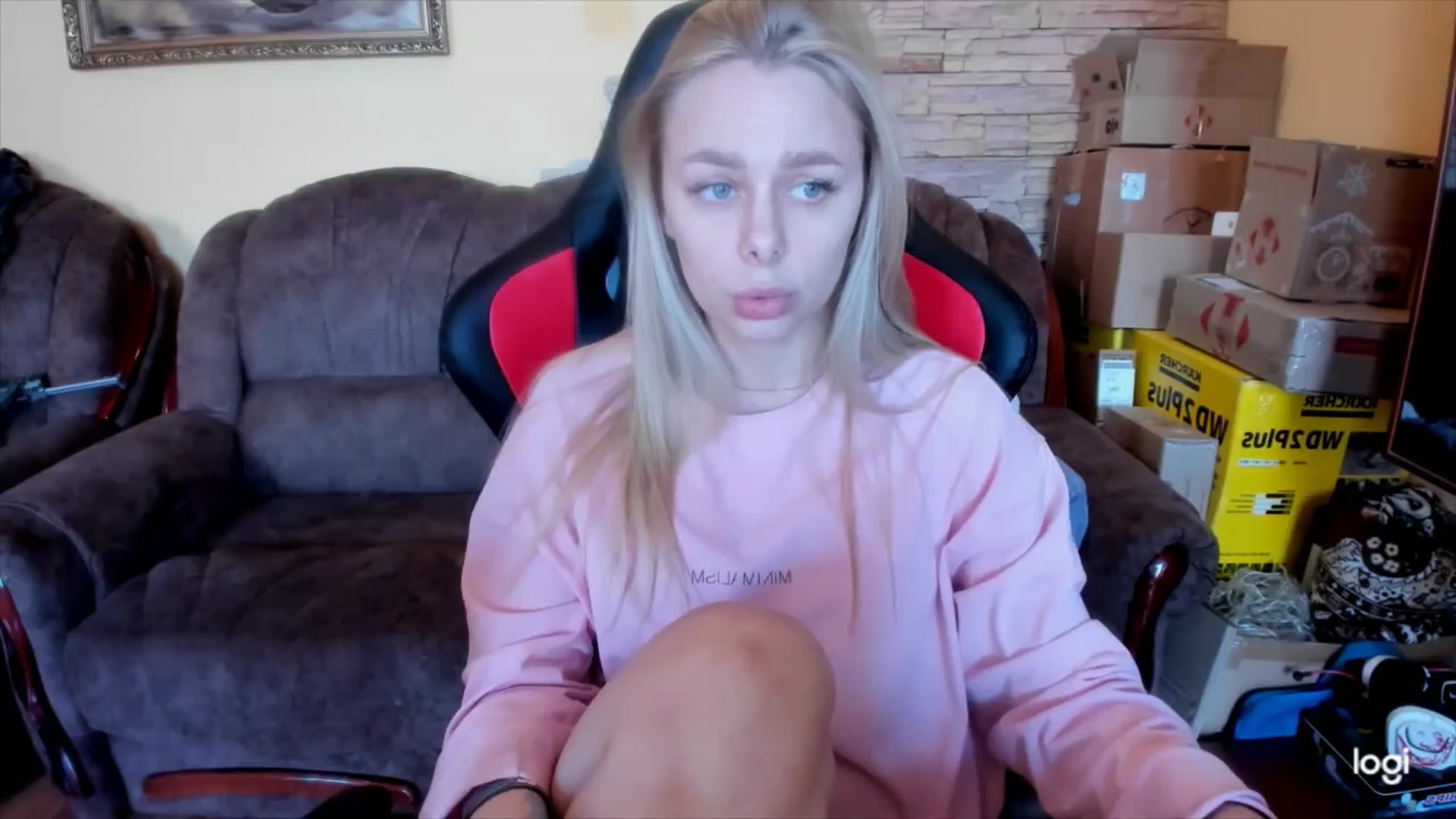 Gallery image thumbnail from YourPupsik's myfreecams stream on, 03/14/2025, 09:26 image 10 of 20