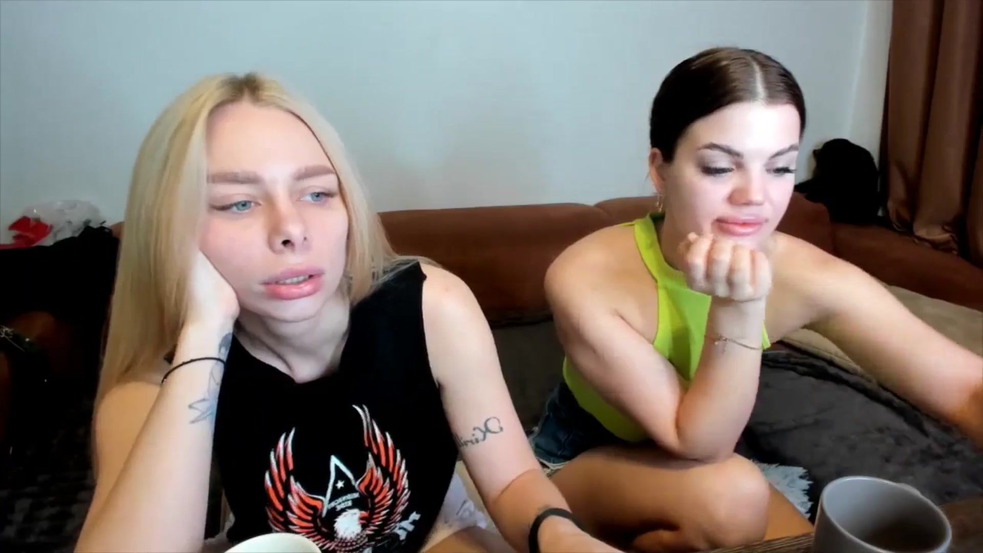 Gallery image thumbnail from YourPupsik's myfreecams stream on, 03/18/2025, 11:01 image 17 of 20