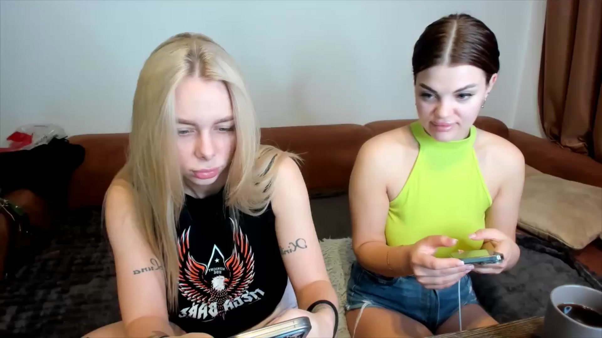 Gallery image thumbnail from YourPupsik's myfreecams stream on, 03/18/2025, 11:01 image 1 of 20
