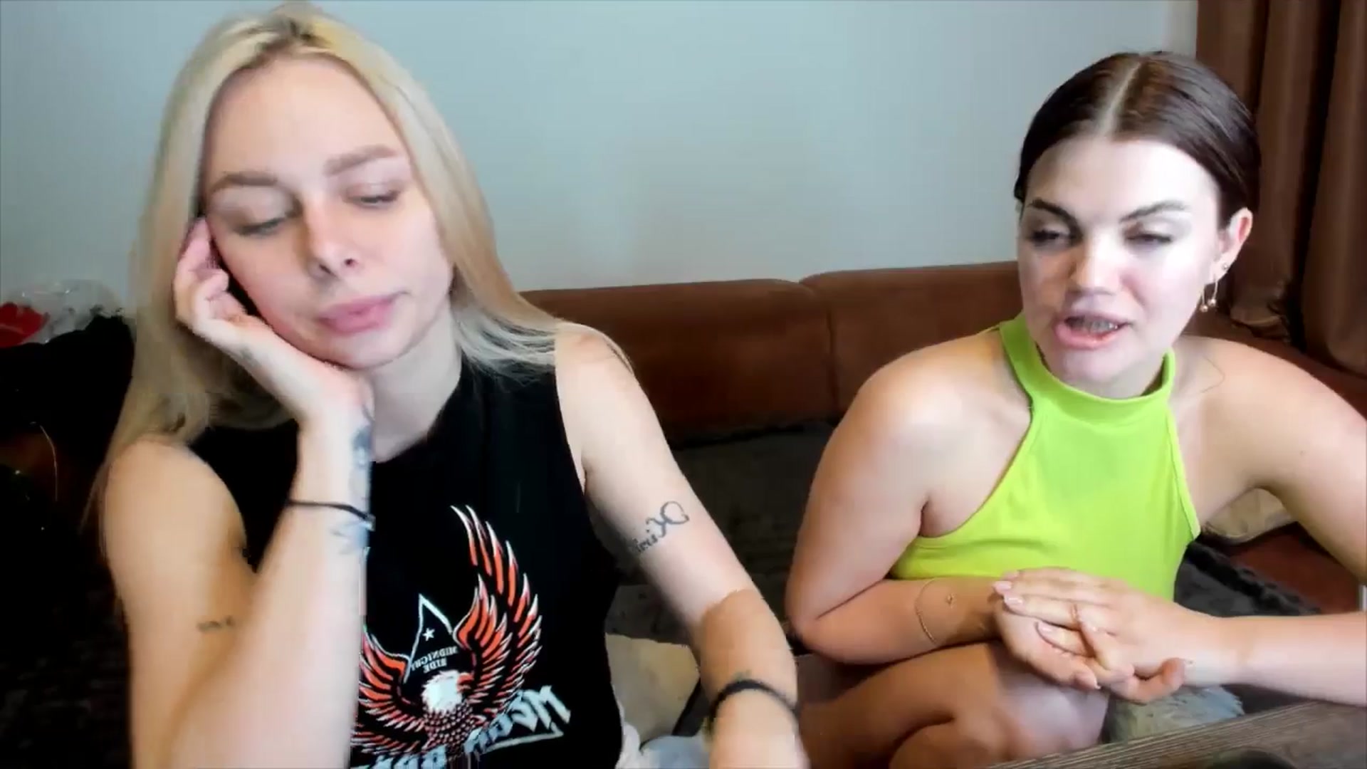 Gallery image thumbnail from YourPupsik's myfreecams stream on, 03/18/2025, 12:46 image 19 of 20