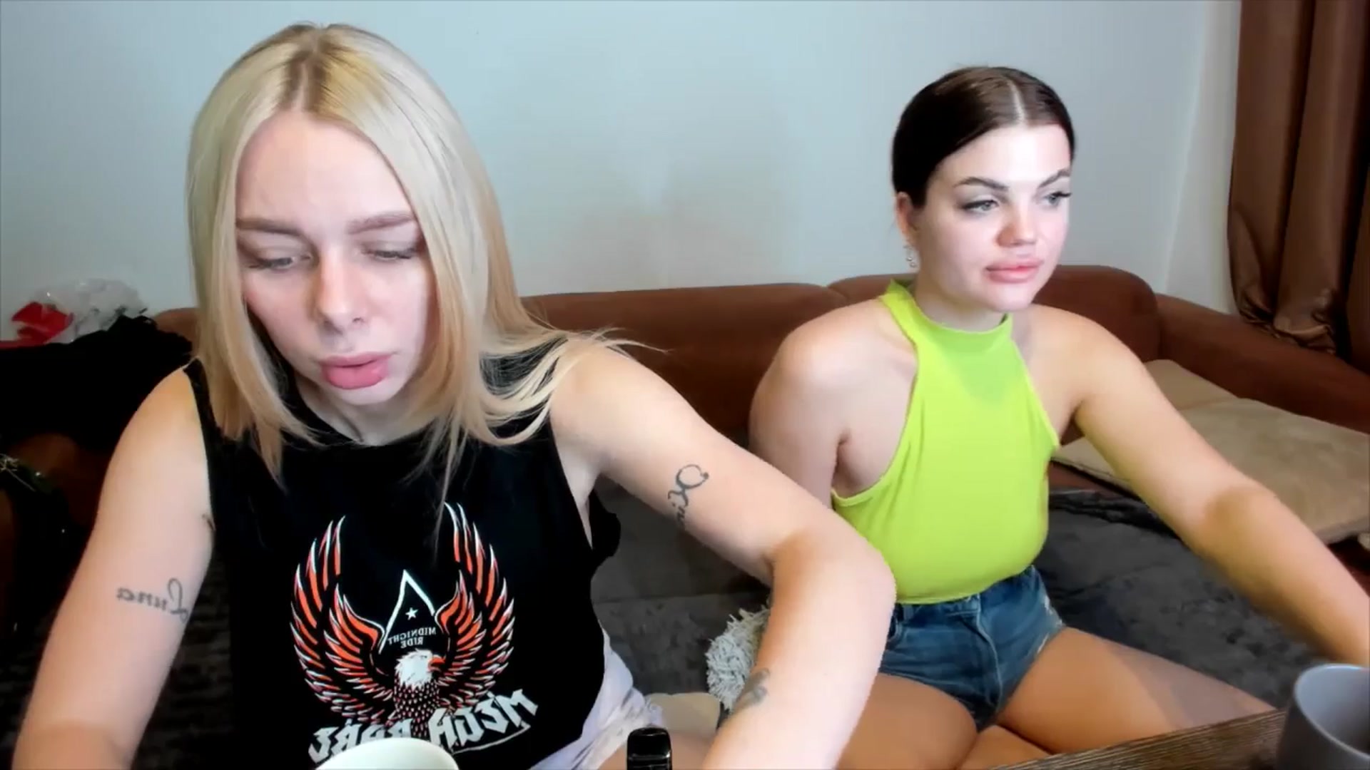 Gallery image thumbnail from YourPupsik's myfreecams stream on, 03/18/2025, 12:46 image 2 of 20