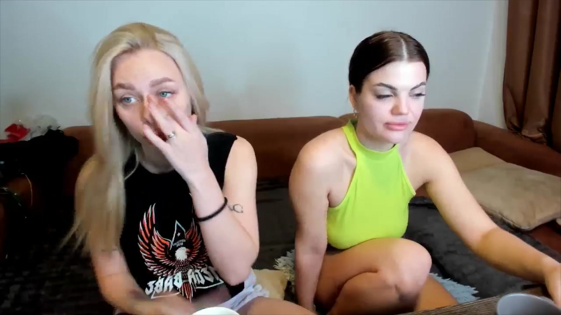 Gallery image thumbnail from YourPupsik's myfreecams stream on, 03/18/2025, 12:46 image 4 of 20