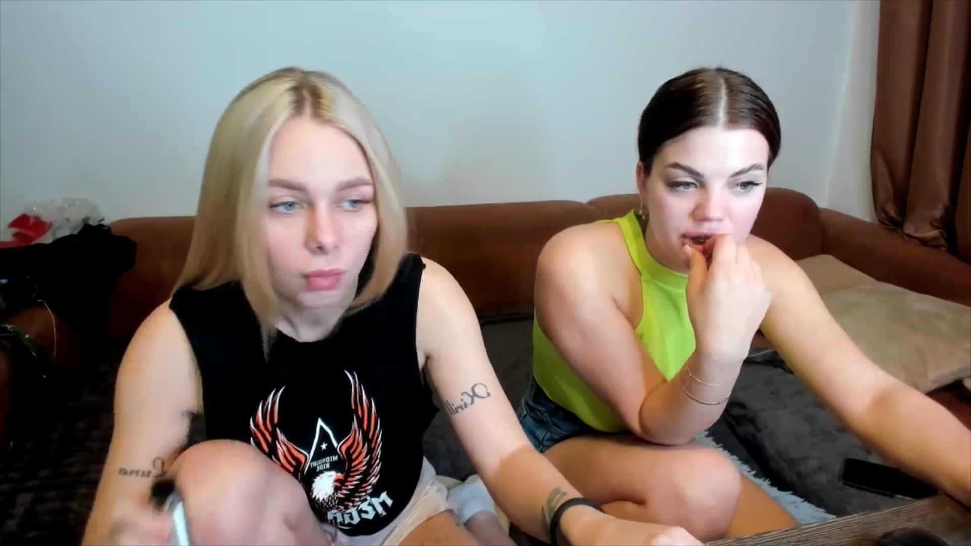 Gallery image thumbnail from YourPupsik's myfreecams stream on, 03/18/2025, 12:46 image 10 of 20