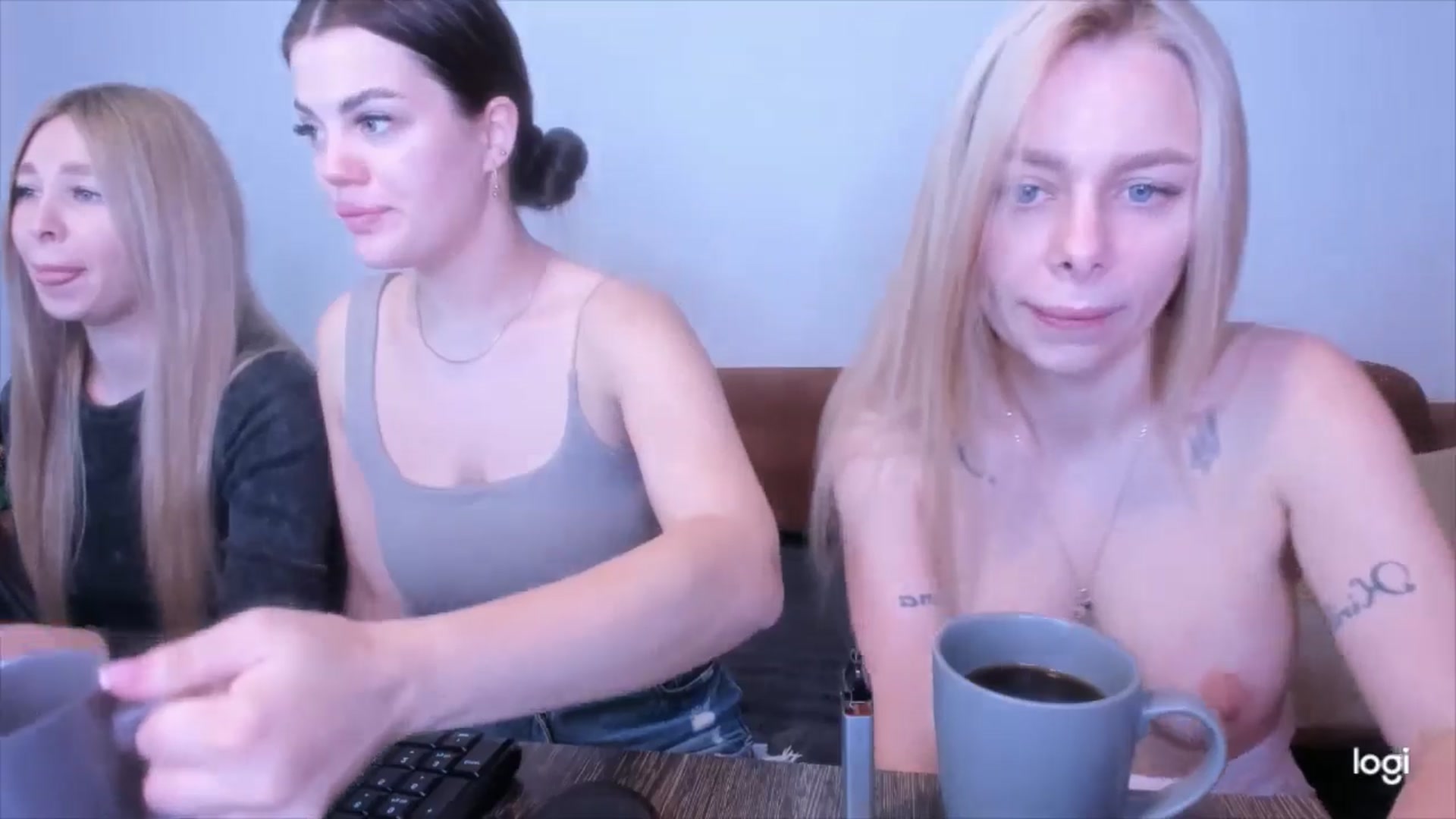 Gallery image thumbnail from YourPupsik's myfreecams stream on, 03/19/2025, 08:55 image 3 of 20