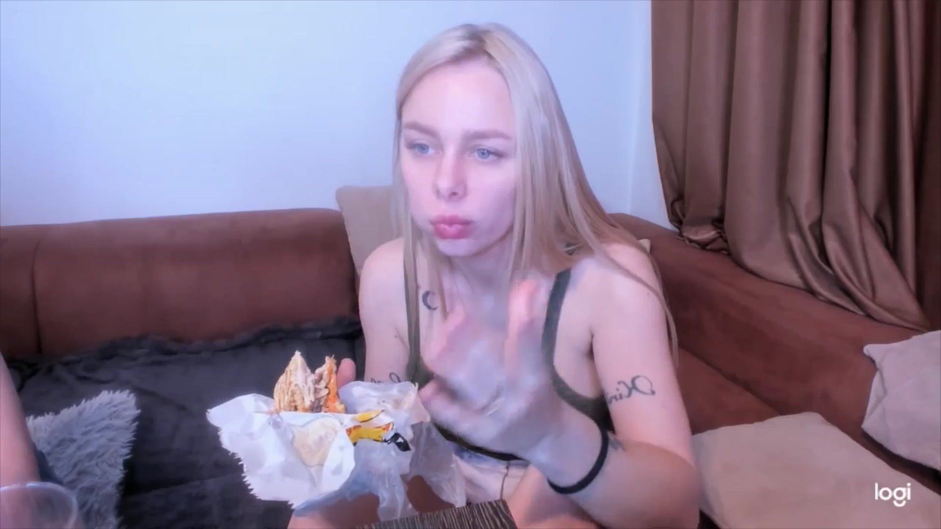 Gallery image thumbnail from YourPupsik's myfreecams stream on, 03/19/2025, 11:19 image 8 of 20