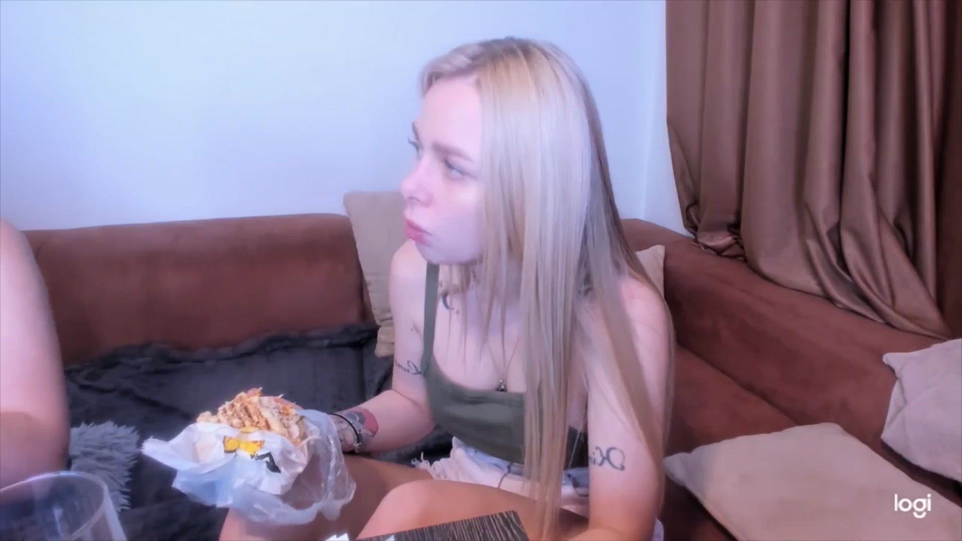 Gallery image thumbnail from YourPupsik's myfreecams stream on, 03/19/2025, 11:19 image 6 of 20
