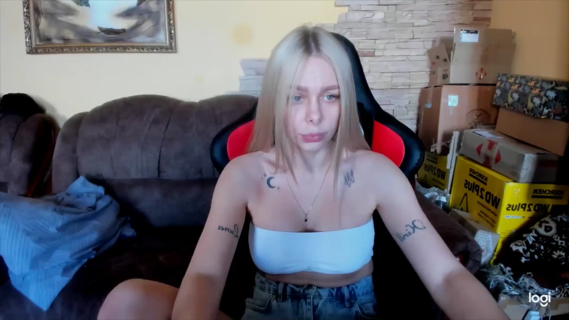 Gallery image thumbnail from YourPupsik's myfreecams stream on, 03/21/2025, 09:51 image 11 of 20