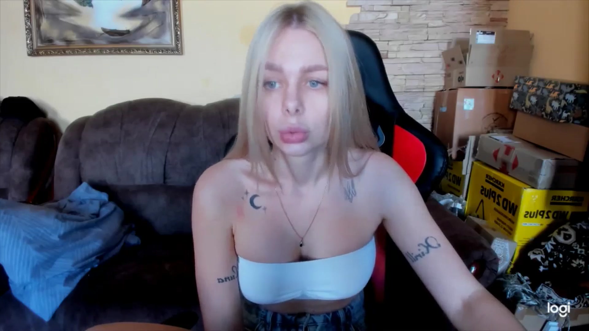 Gallery image thumbnail from YourPupsik's myfreecams stream on, 03/21/2025, 09:51 image 5 of 20