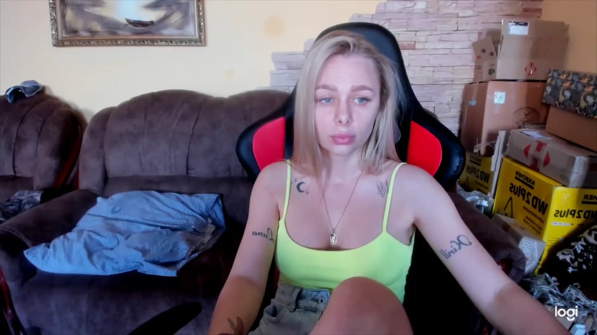Gallery image thumbnail from YourPupsik's myfreecams stream on, 03/22/2025, 11:09 image 13 of 20