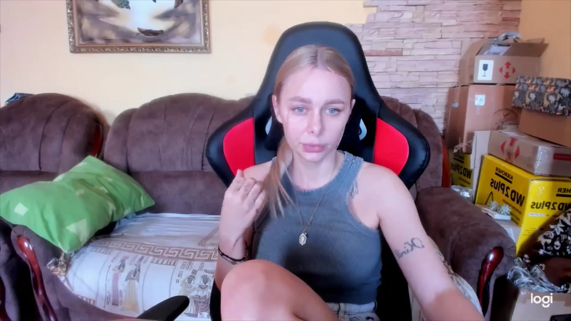 Gallery image thumbnail from YourPupsik's myfreecams stream on, 03/24/2025, 10:22 image 13 of 20