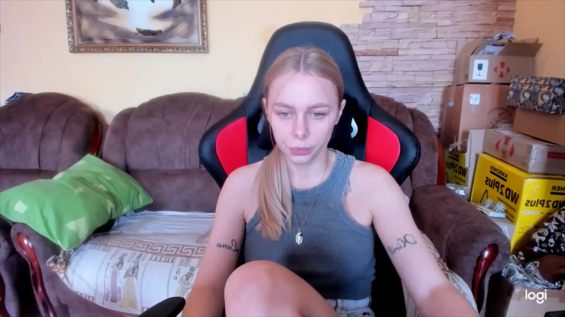 Gallery image thumbnail from YourPupsik's myfreecams stream on, 03/24/2025, 10:22 image 14 of 20