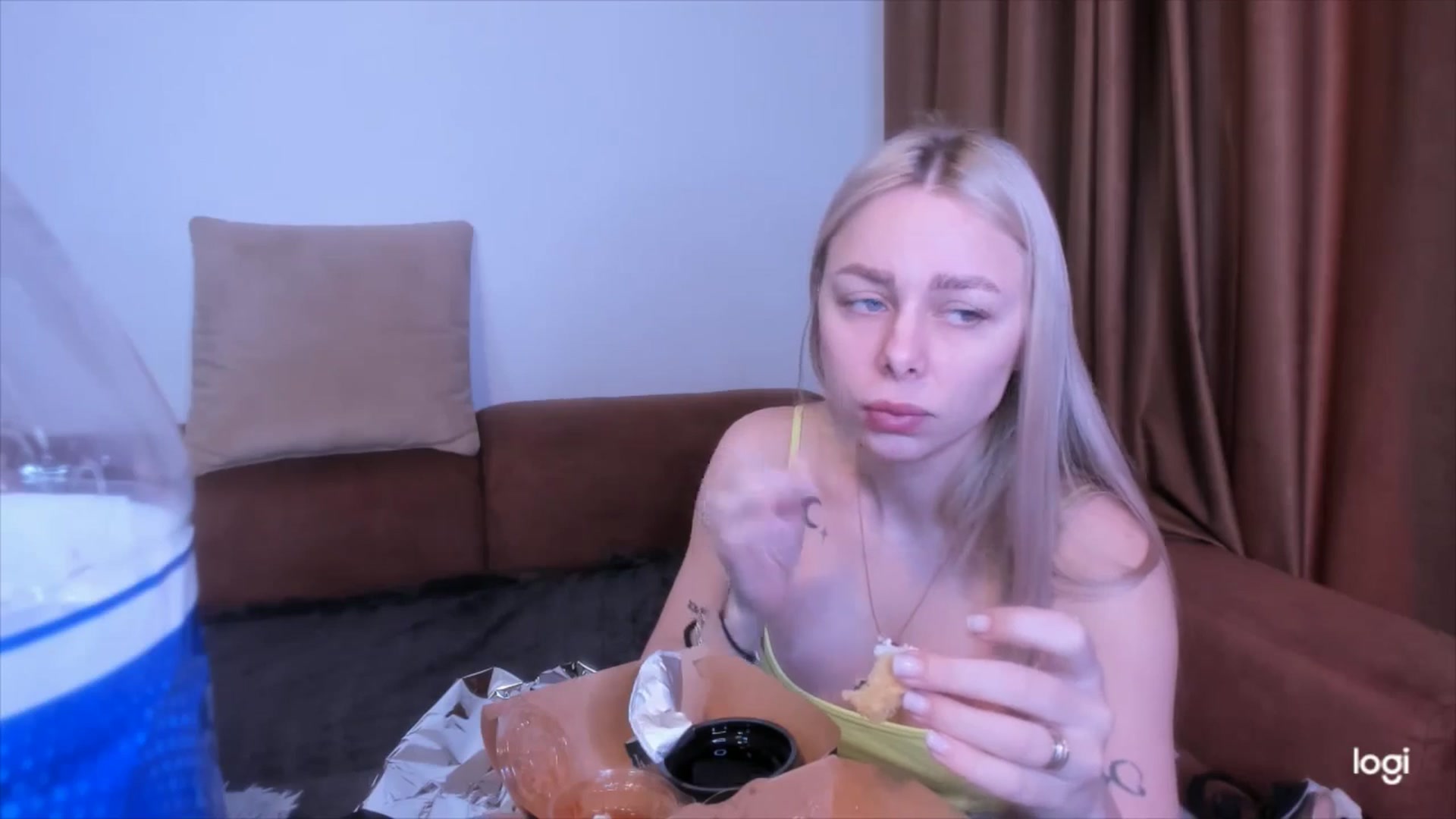 Gallery image thumbnail from YourPupsik's myfreecams stream on, 04/10/2025, 12:00 image 5 of 20