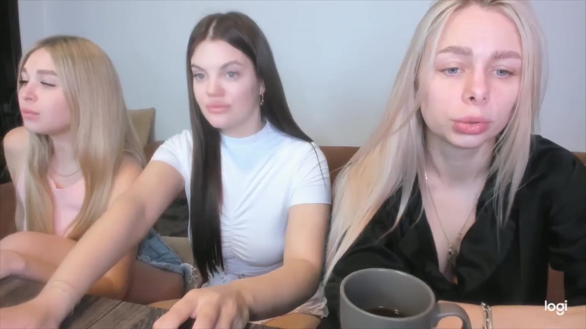 Gallery image thumbnail from YourPupsik's myfreecams stream on, 04/12/2025, 11:16 image 14 of 20