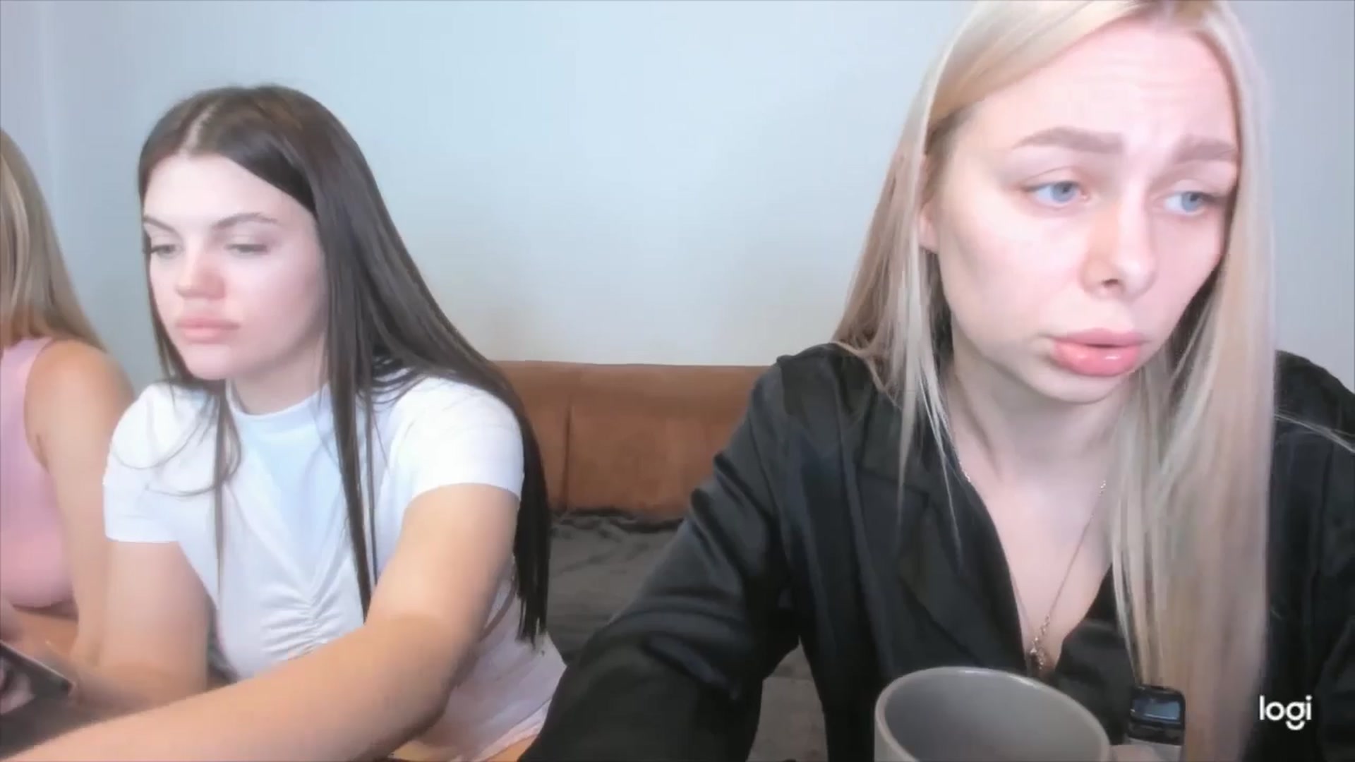 Gallery image thumbnail from YourPupsik's myfreecams stream on, 04/12/2025, 11:40 image 5 of 20