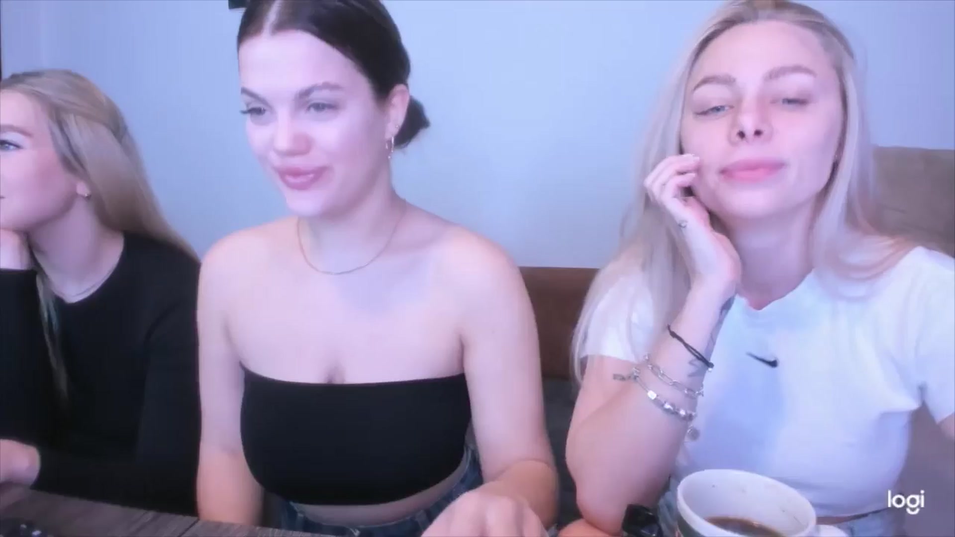 Gallery image thumbnail from YourPupsik's myfreecams stream on, 04/14/2025, 09:36 image 3 of 20