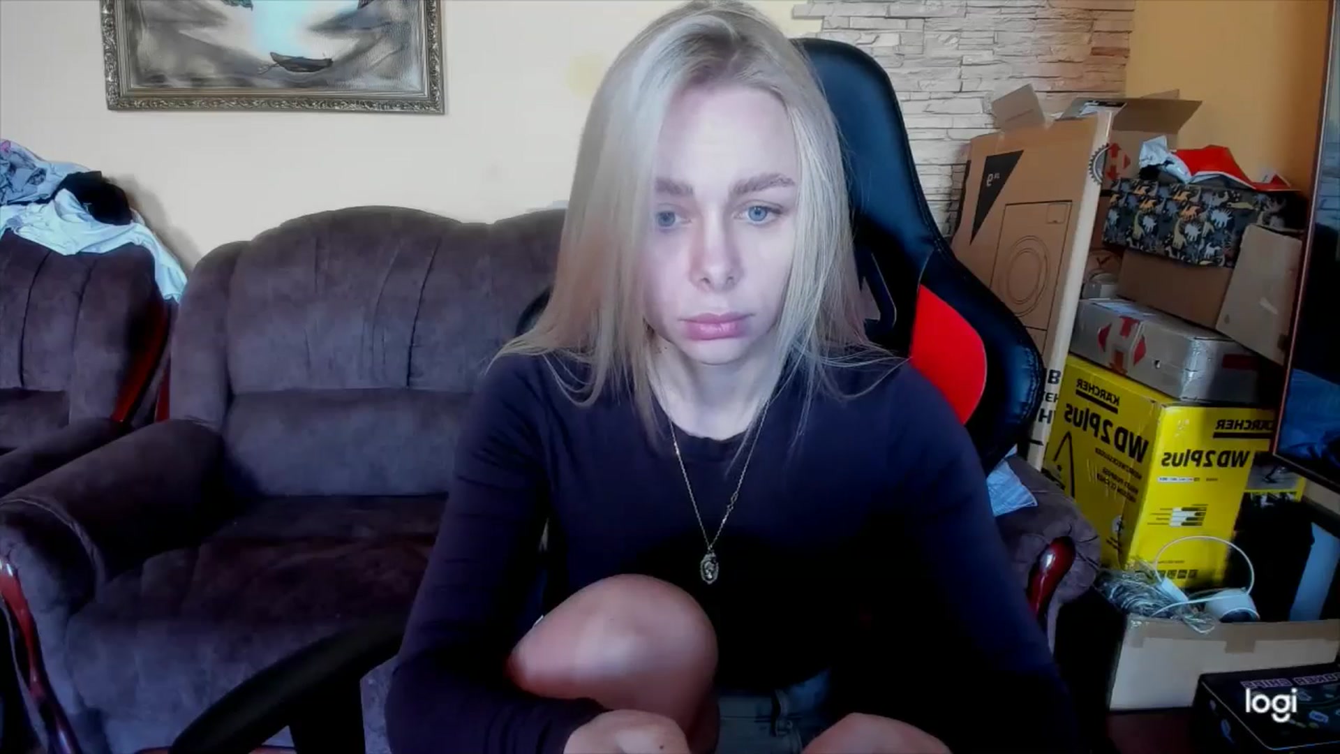 Gallery image thumbnail from YourPupsik's myfreecams stream on, 04/18/2025, 08:18 image 4 of 20