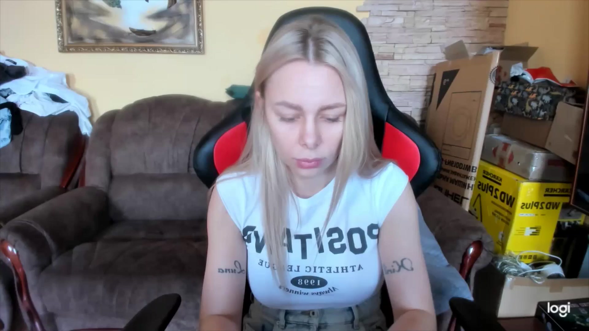 Gallery image thumbnail from YourPupsik's myfreecams stream on, 04/19/2025, 09:42 image 18 of 20