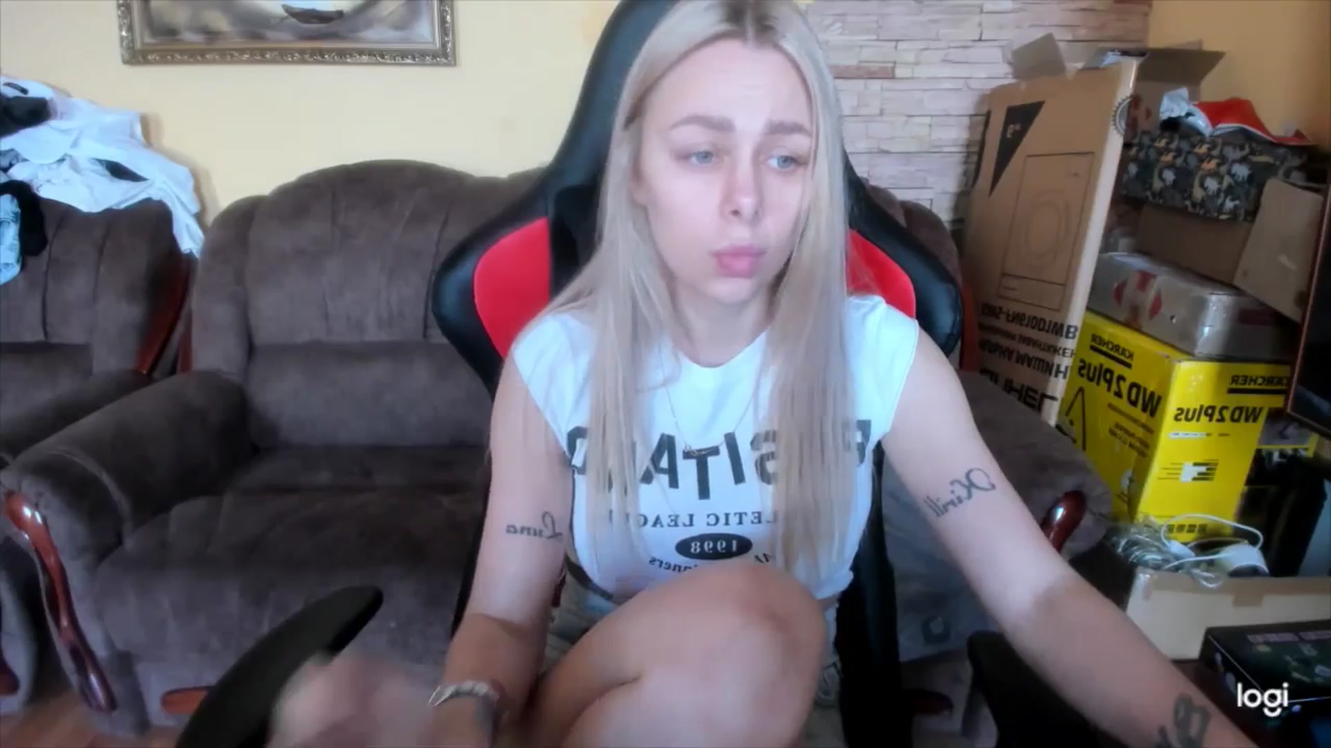 Gallery image thumbnail from YourPupsik's myfreecams stream on, 04/19/2025, 09:42 image 4 of 20