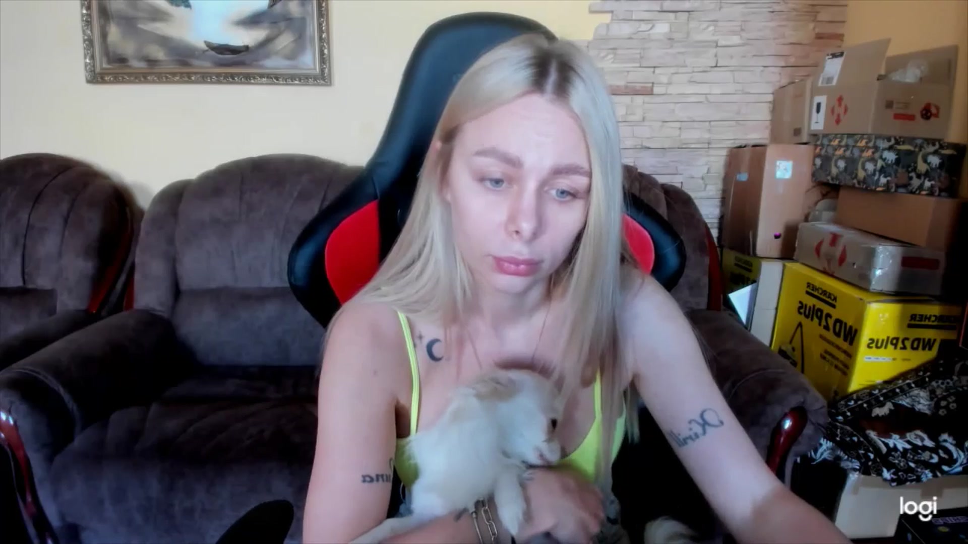 Gallery image thumbnail from YourPupsik's myfreecams stream on, 04/22/2025, 07:47 image 18 of 20