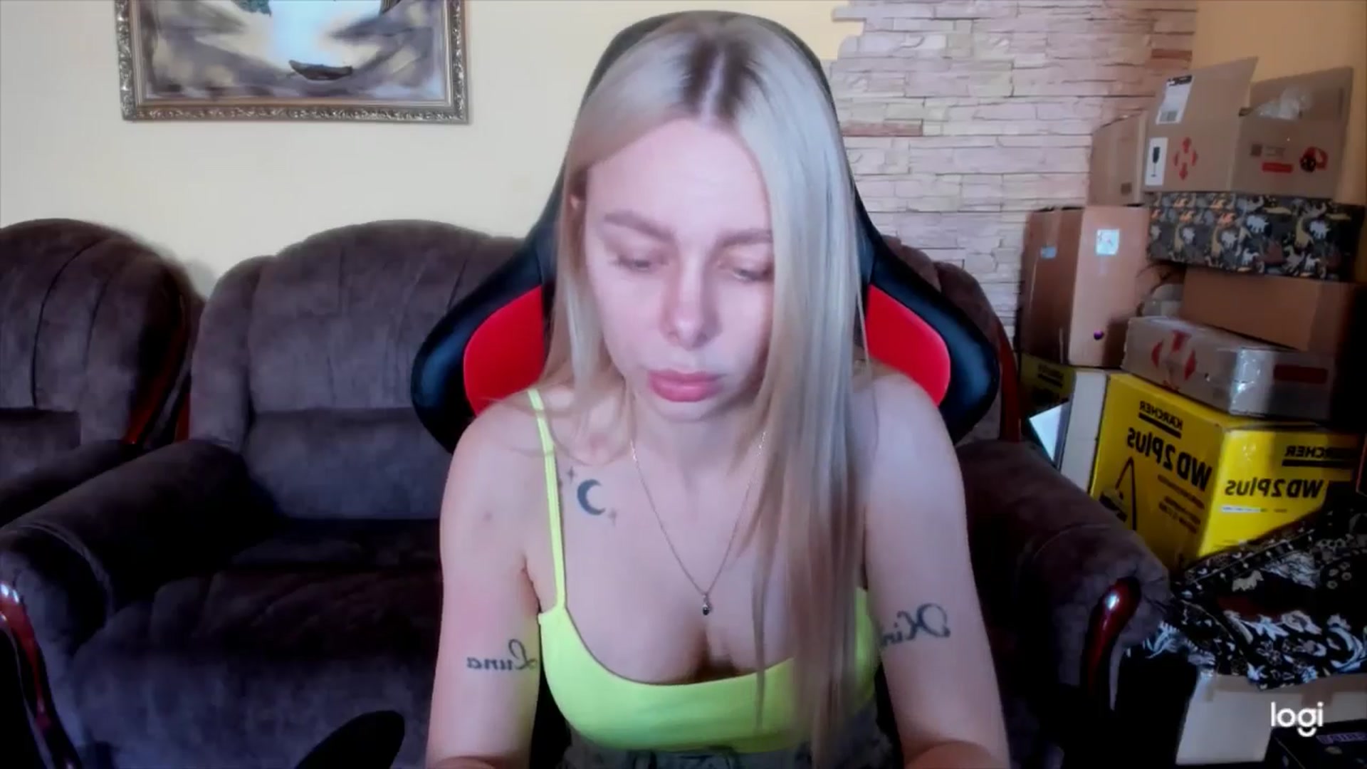 Gallery image thumbnail from YourPupsik's myfreecams stream on, 04/22/2025, 08:25 image 5 of 20