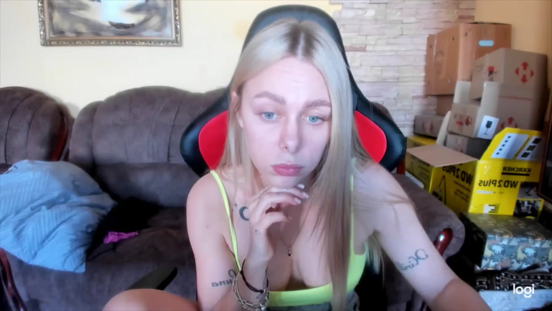 Gallery image thumbnail from YourPupsik's myfreecams stream on, 04/22/2025, 09:58 image 6 of 20