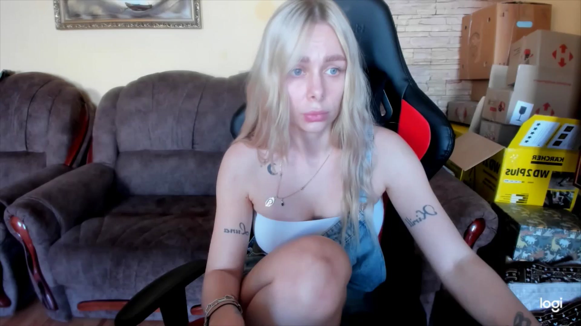 Gallery image thumbnail from YourPupsik's myfreecams stream on, 04/23/2025, 09:48 image 6 of 20