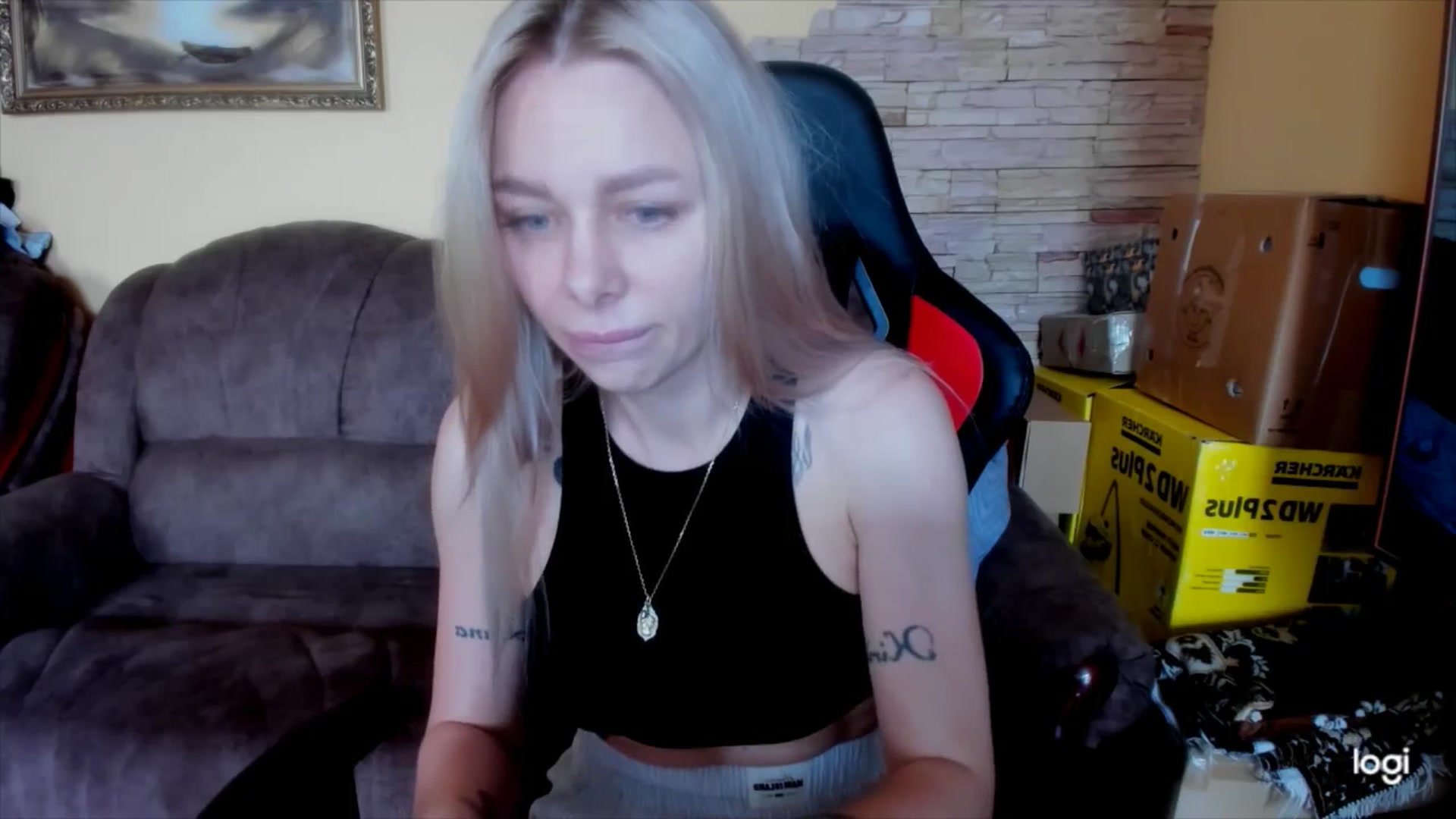 Gallery image thumbnail from YourPupsik's myfreecams stream on, 05/04/2025, 09:35 image 16 of 20
