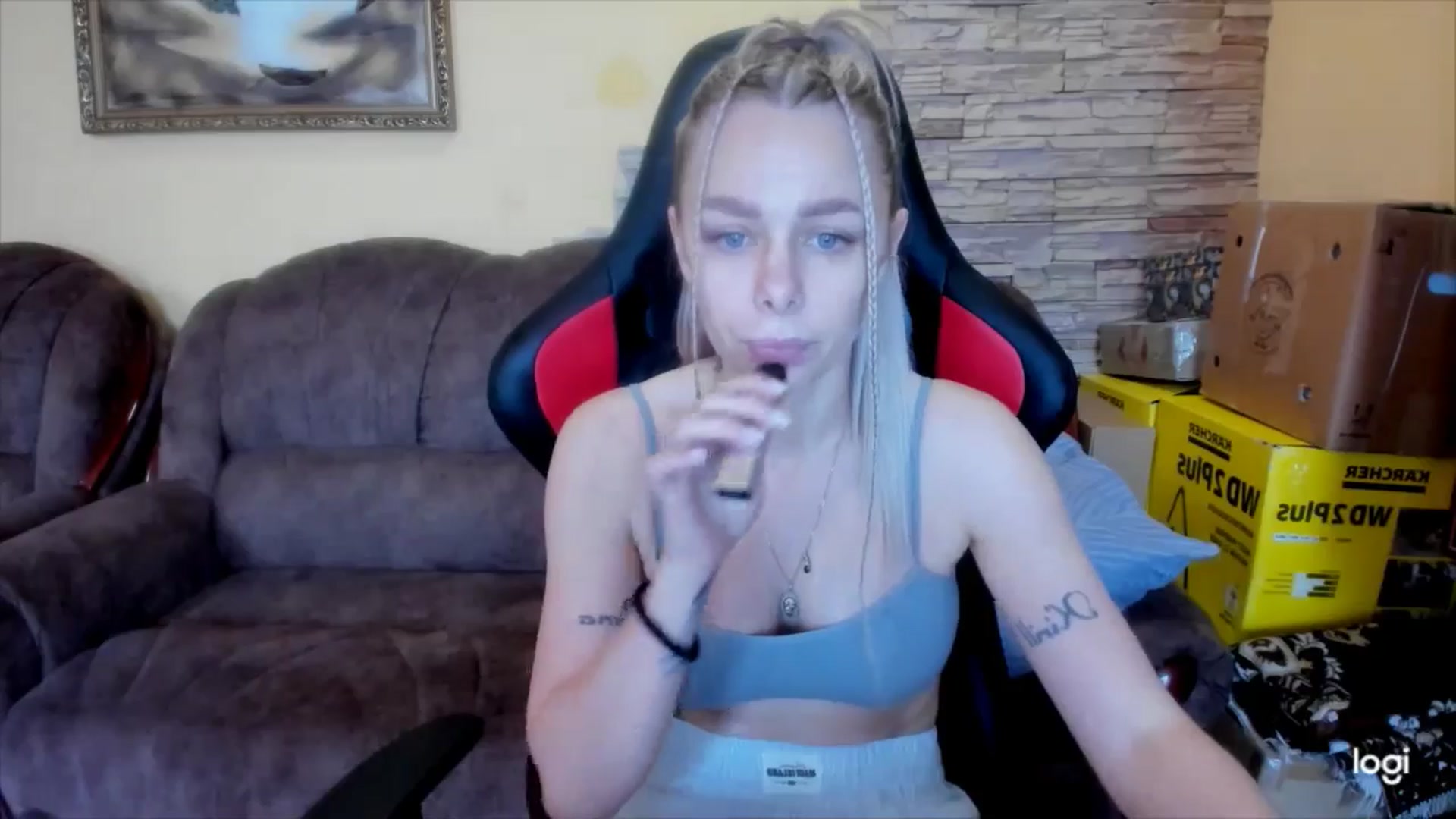 Gallery image thumbnail from YourPupsik's myfreecams stream on, 05/05/2025, 08:34 image 5 of 20