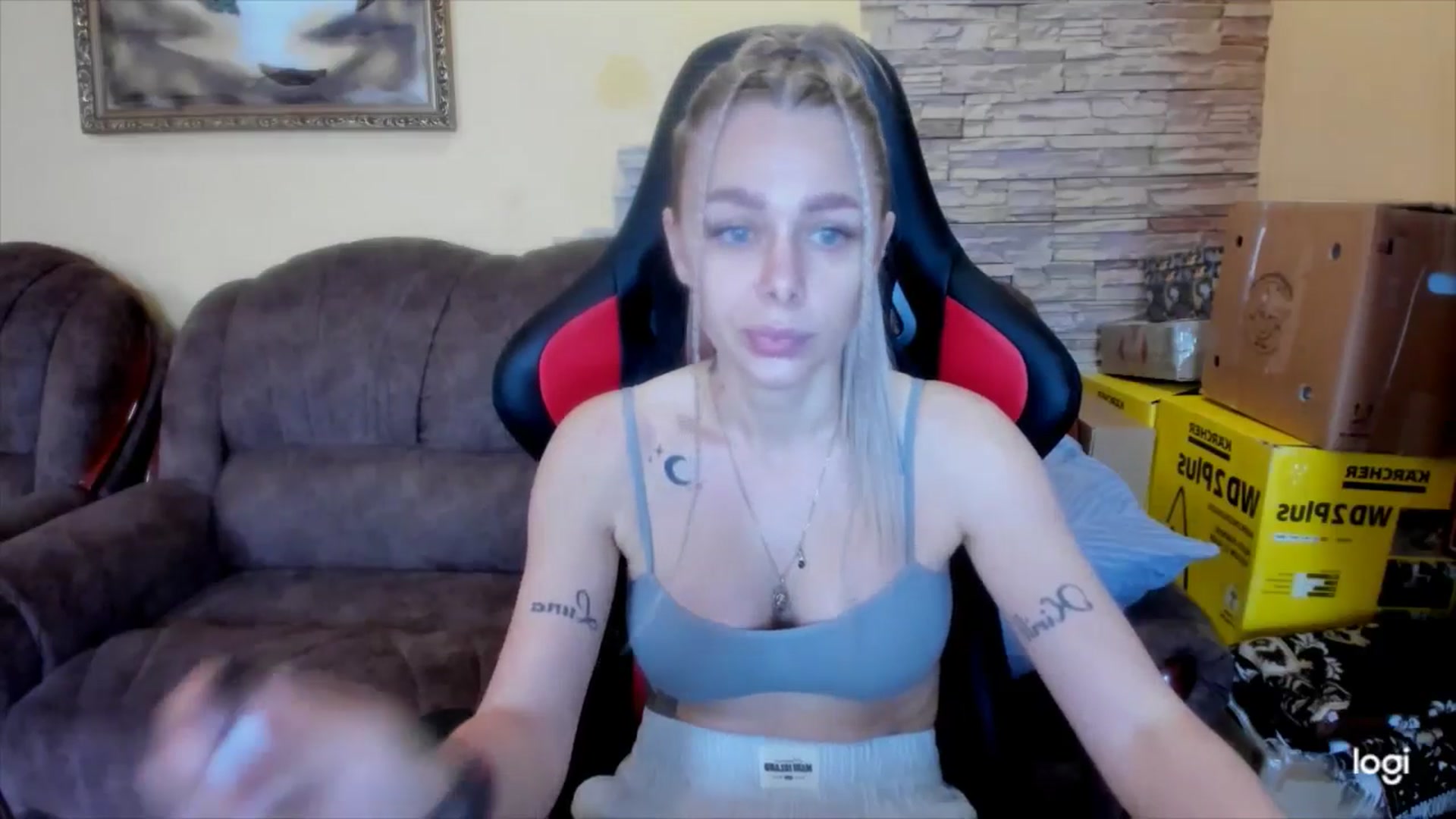 Gallery image thumbnail from YourPupsik's myfreecams stream on, 05/05/2025, 08:34 image 8 of 20