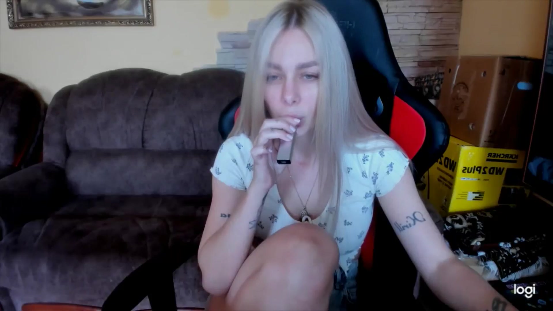 Gallery image thumbnail from YourPupsik's myfreecams stream on, 05/06/2025, 08:52 image 7 of 20