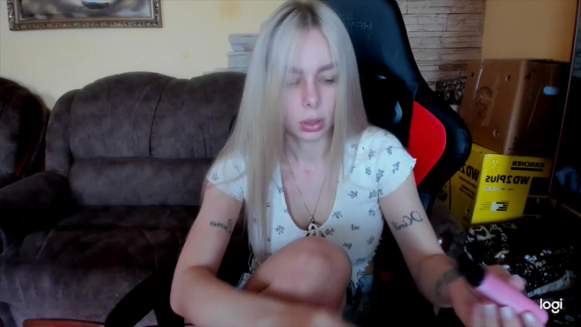 Gallery image thumbnail from YourPupsik's myfreecams stream on, 05/06/2025, 08:52 image 1 of 20