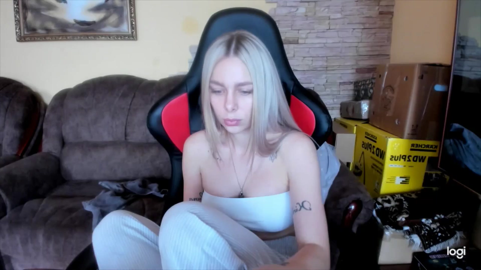 Gallery image thumbnail from YourPupsik's myfreecams stream on, 05/07/2025, 11:11 image 14 of 20