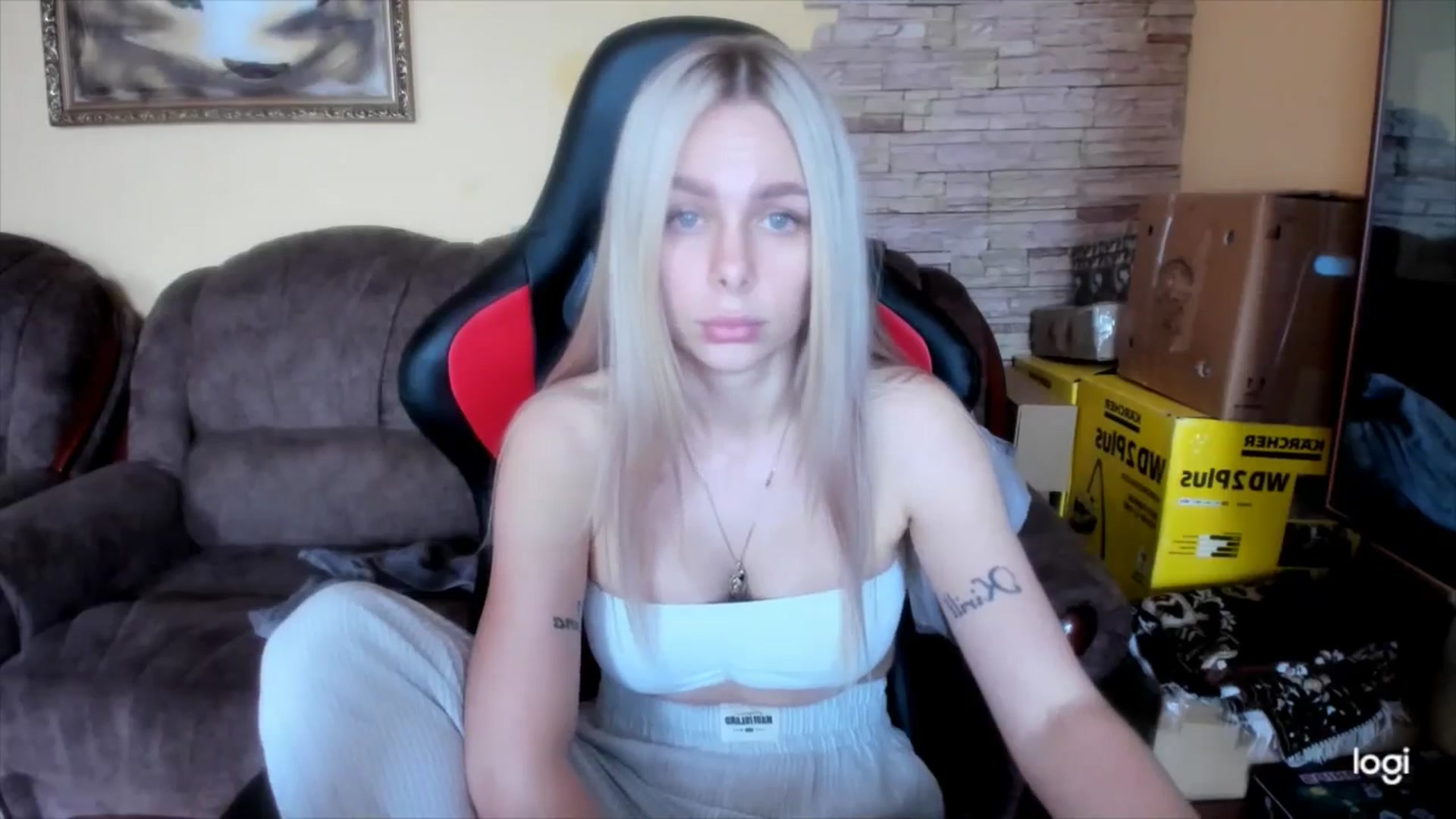 Gallery image thumbnail from YourPupsik's myfreecams stream on, 05/07/2025, 11:11 image 11 of 20