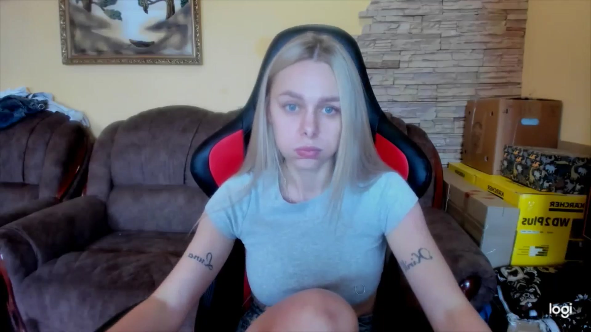 Gallery image thumbnail from YourPupsik's myfreecams stream on, 05/27/2025, 10:01 image 2 of 20