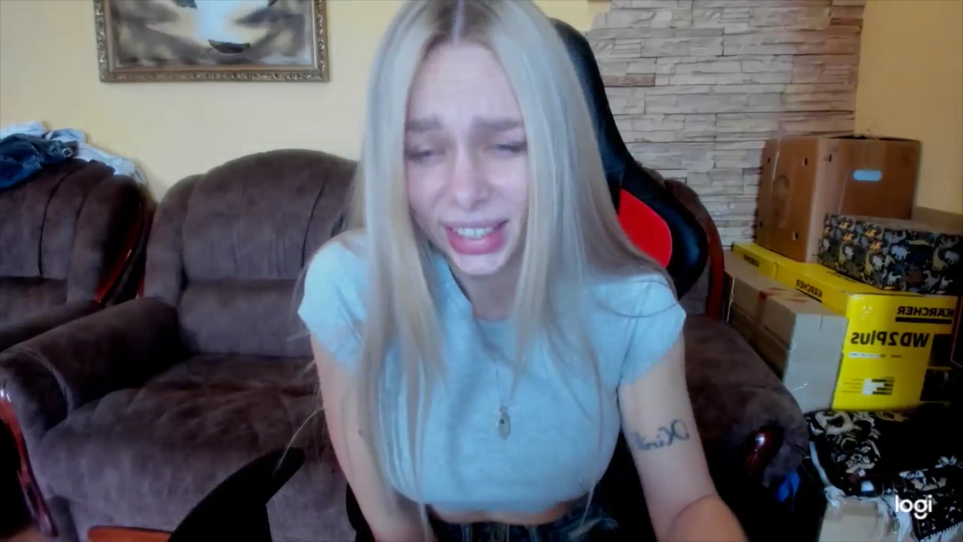 Gallery image thumbnail from YourPupsik's myfreecams stream on, 05/27/2025, 10:01 image 12 of 20