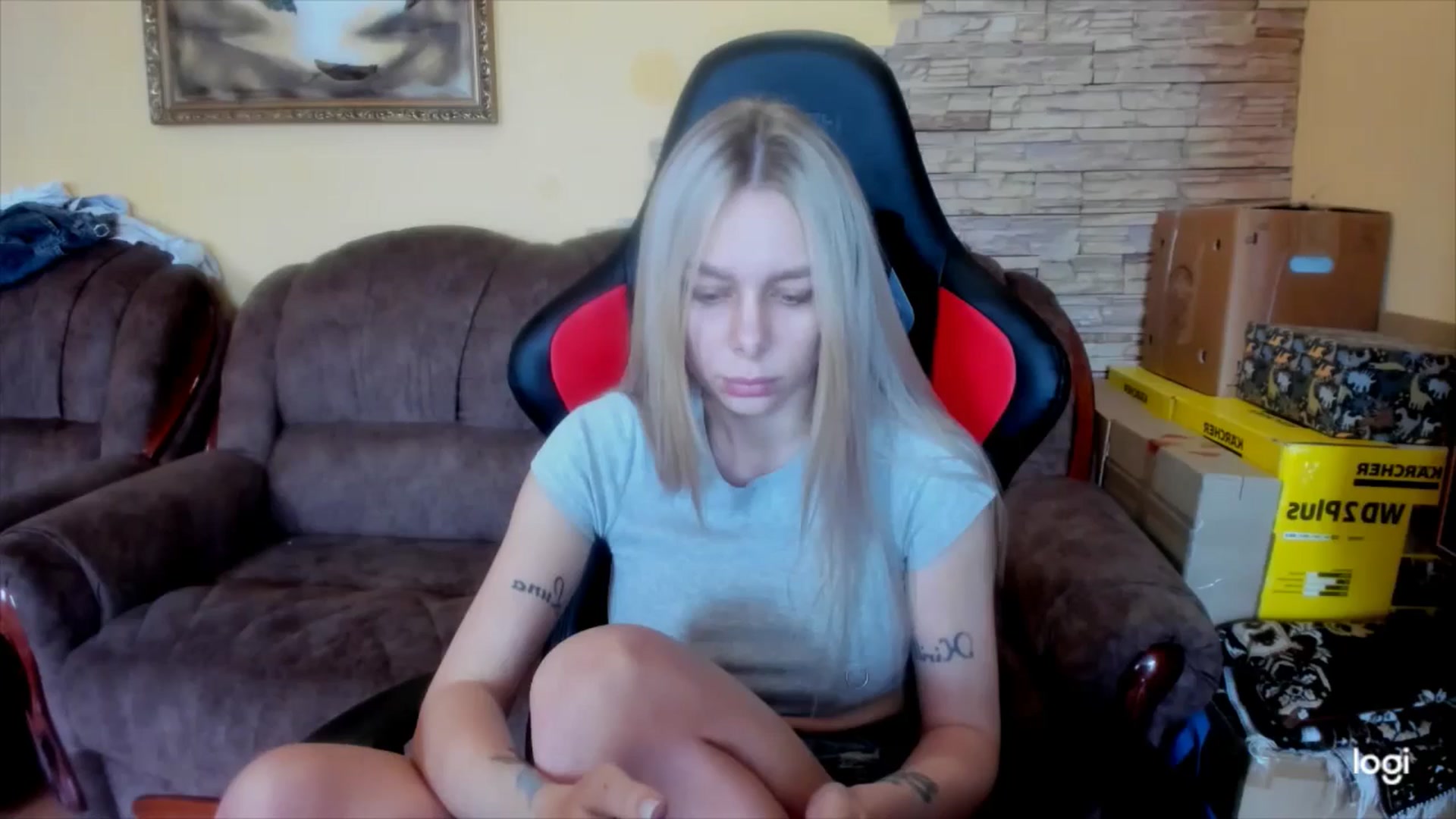 Gallery image thumbnail from YourPupsik's myfreecams stream on, 05/27/2025, 10:01 image 6 of 20