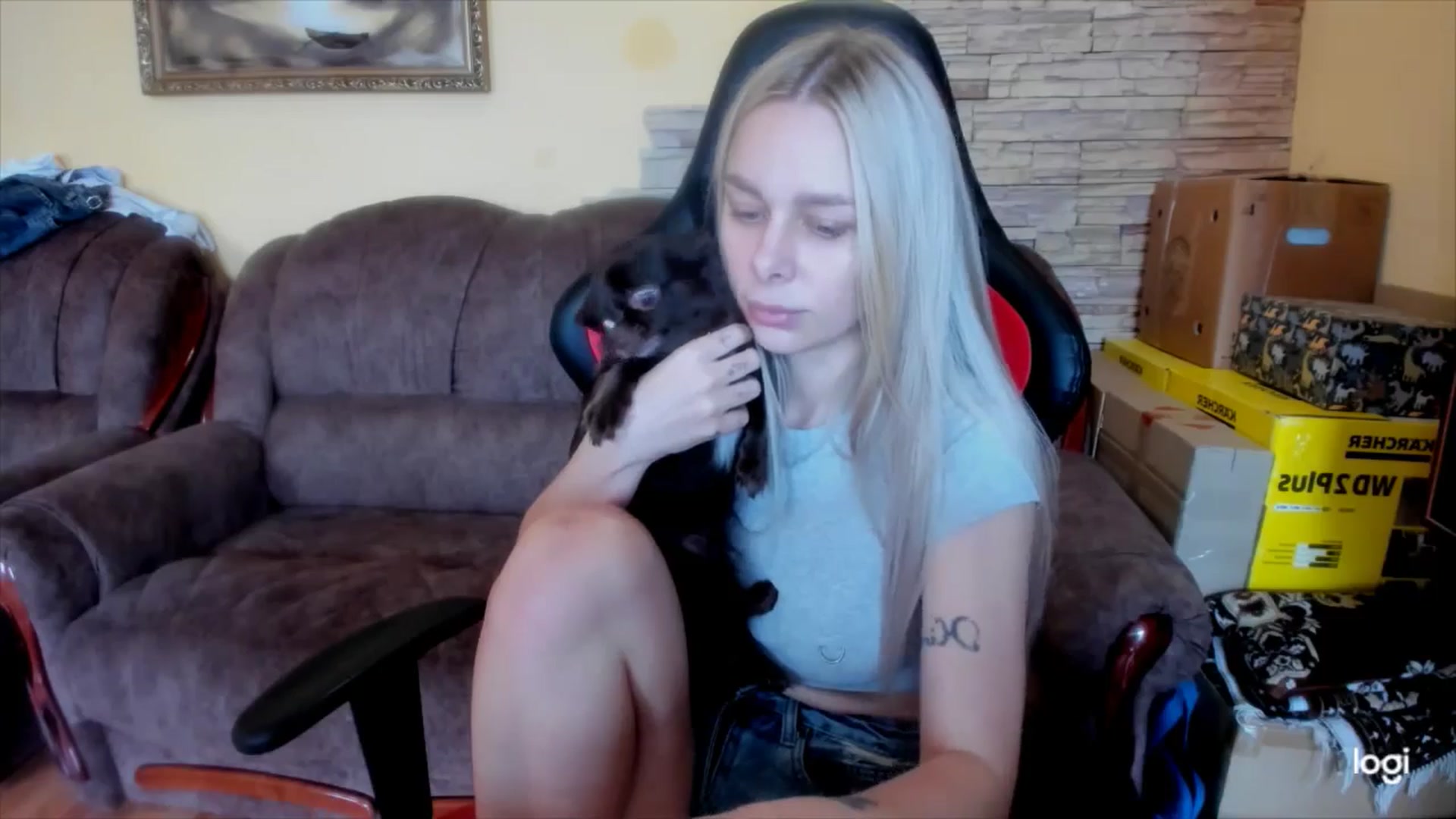 Gallery image thumbnail from YourPupsik's myfreecams stream on, 05/27/2025, 10:25 image 8 of 20