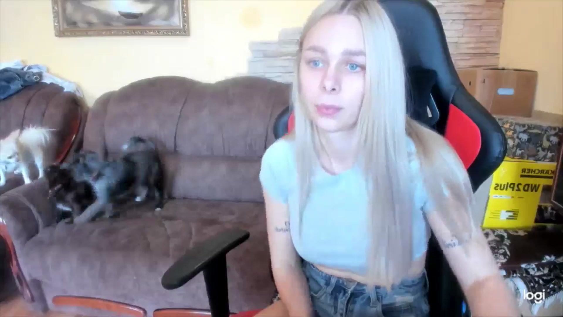Gallery image thumbnail from YourPupsik's myfreecams stream on, 05/27/2025, 10:25 image 19 of 20