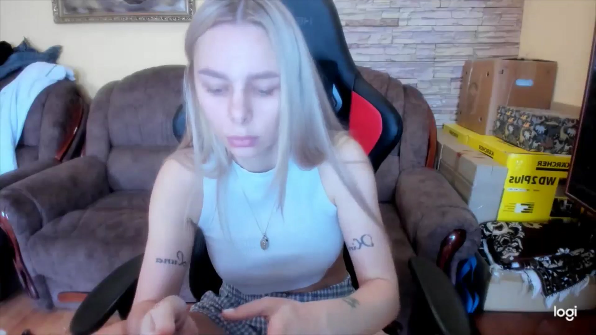 Gallery image thumbnail from YourPupsik's myfreecams stream on, 05/28/2025, 08:33 image 13 of 20