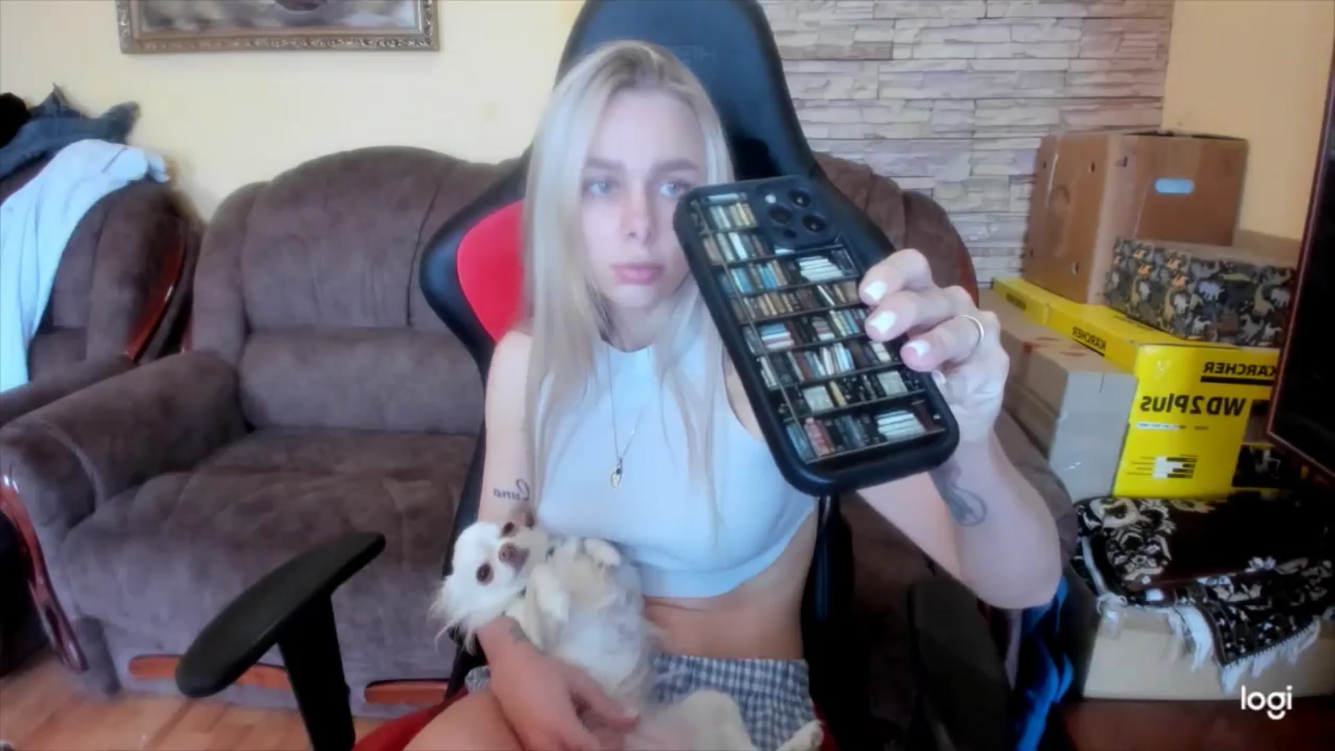 Gallery image thumbnail from YourPupsik's myfreecams stream on, 05/28/2025, 08:33 image 18 of 20