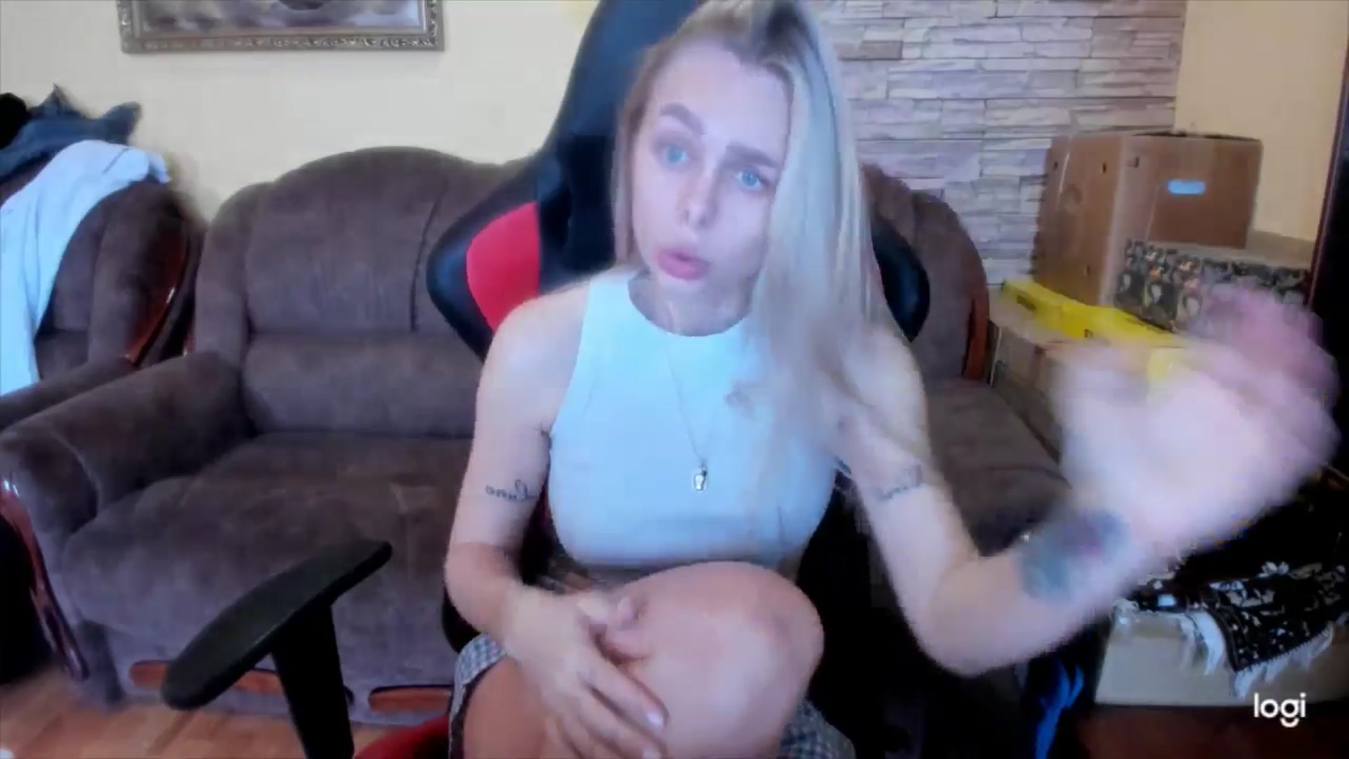Gallery image thumbnail from YourPupsik's myfreecams stream on, 05/28/2025, 08:33 image 2 of 20
