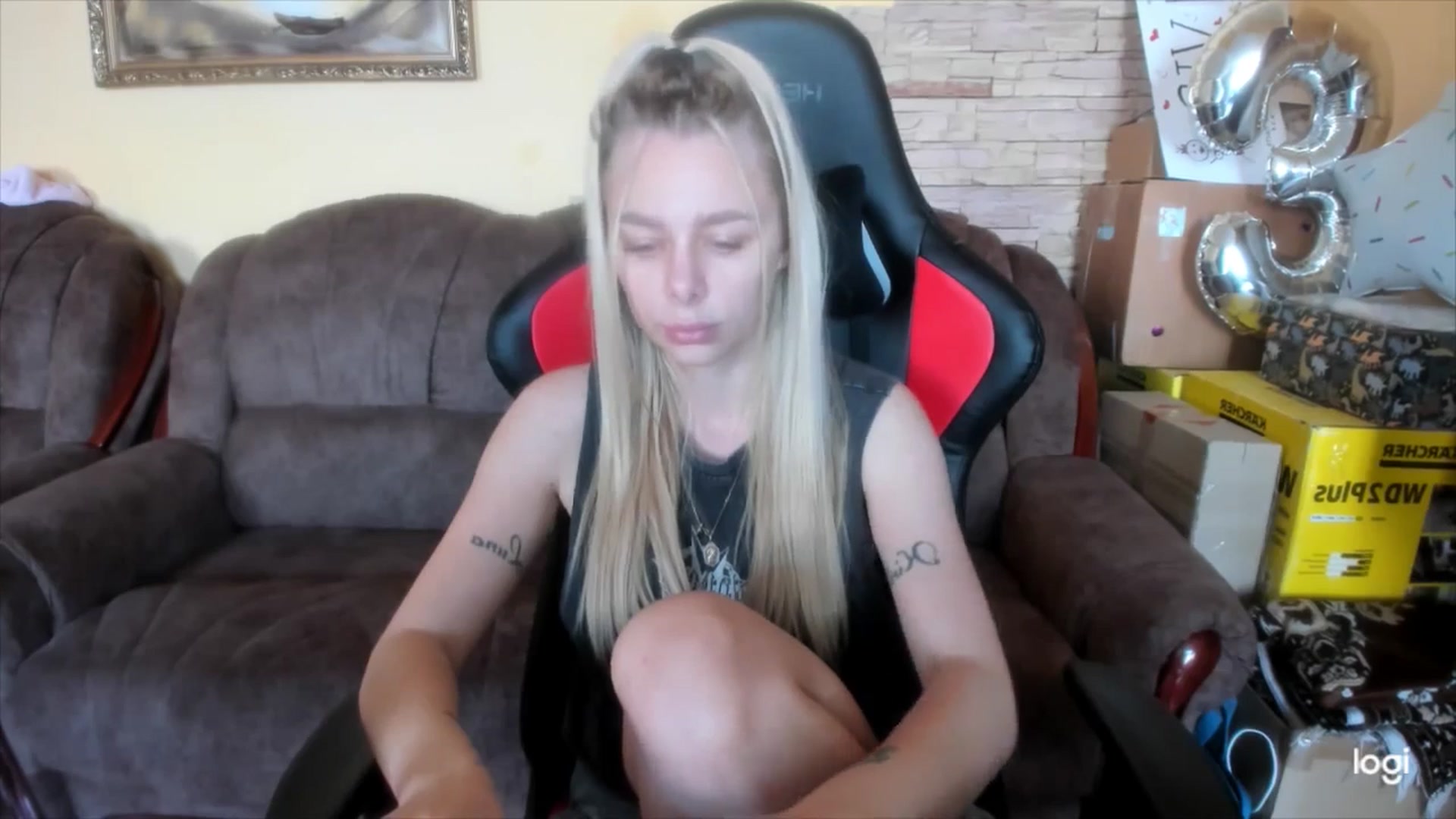 Gallery image thumbnail from YourPupsik's myfreecams stream on, 06/08/2025, 09:52 image 19 of 20