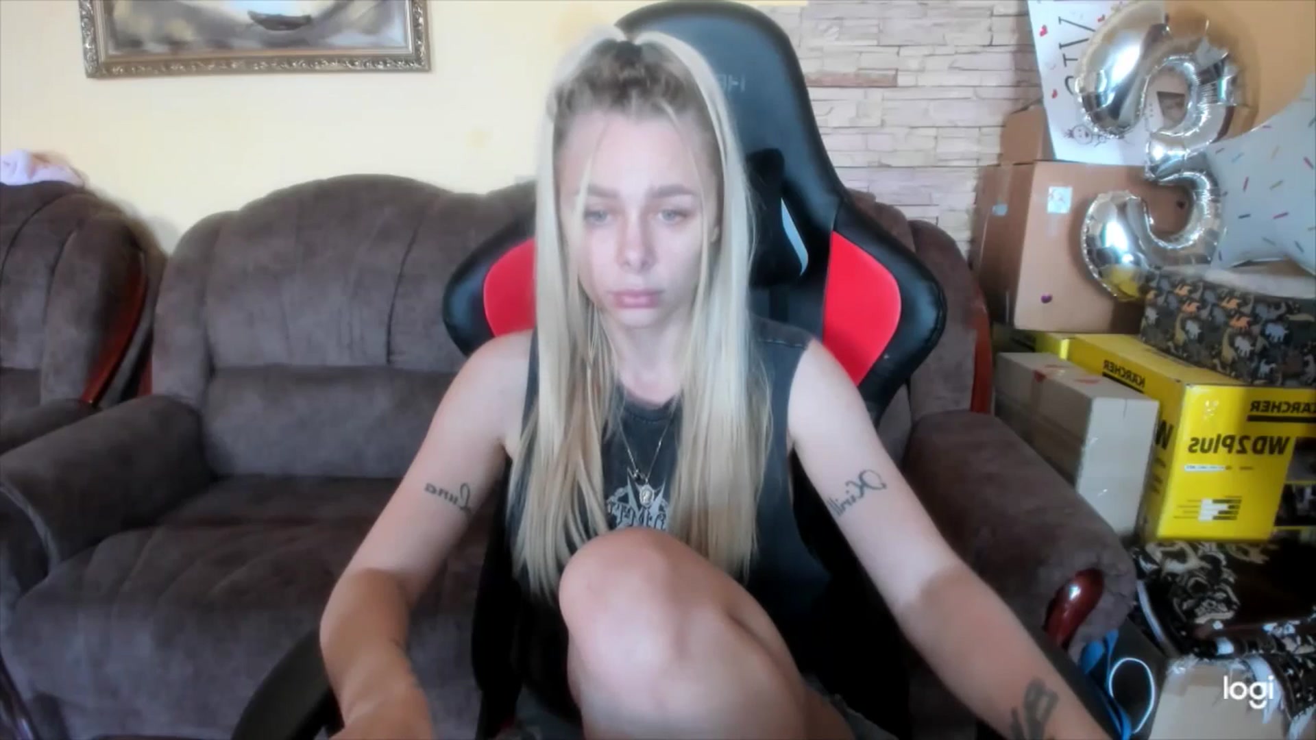 Gallery image thumbnail from YourPupsik's myfreecams stream on, 06/08/2025, 09:52 image 18 of 20