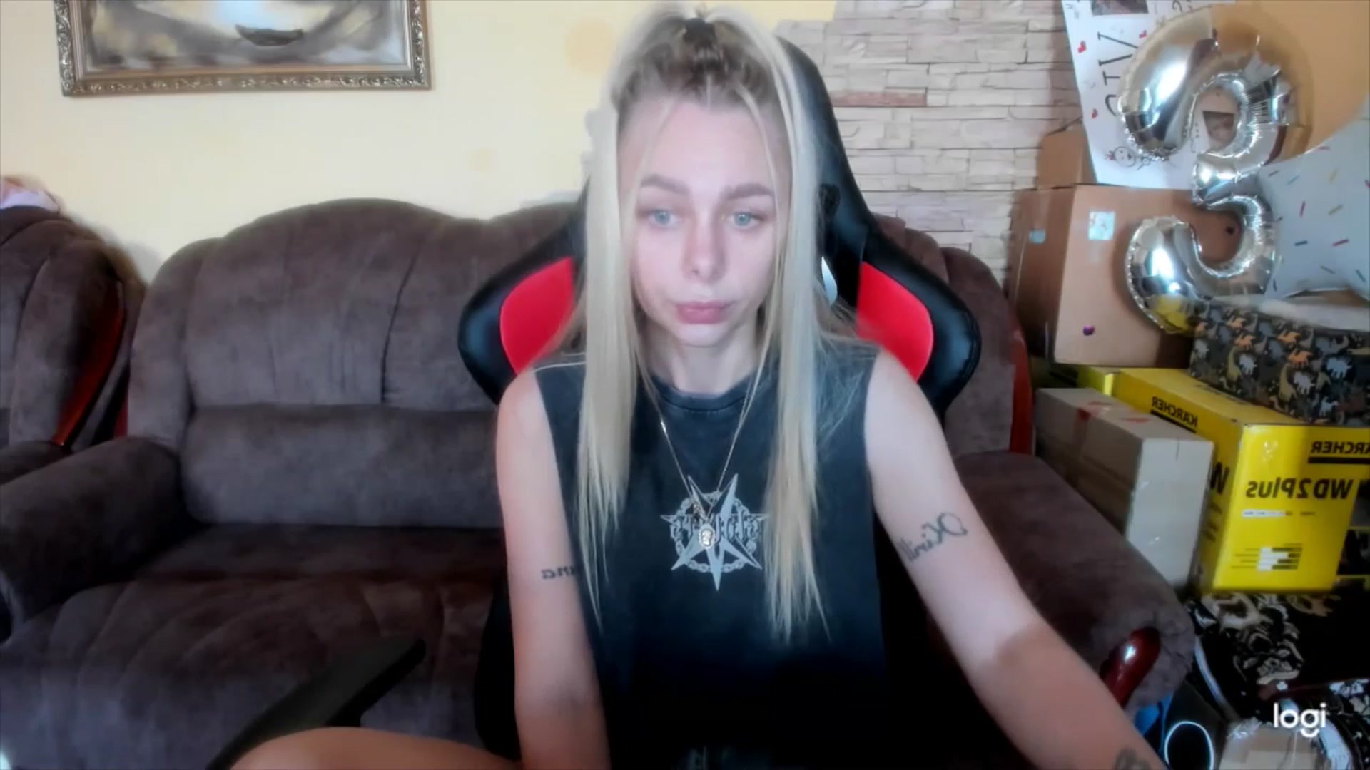 Gallery image thumbnail from YourPupsik's myfreecams stream on, 06/08/2025, 09:52 image 8 of 20