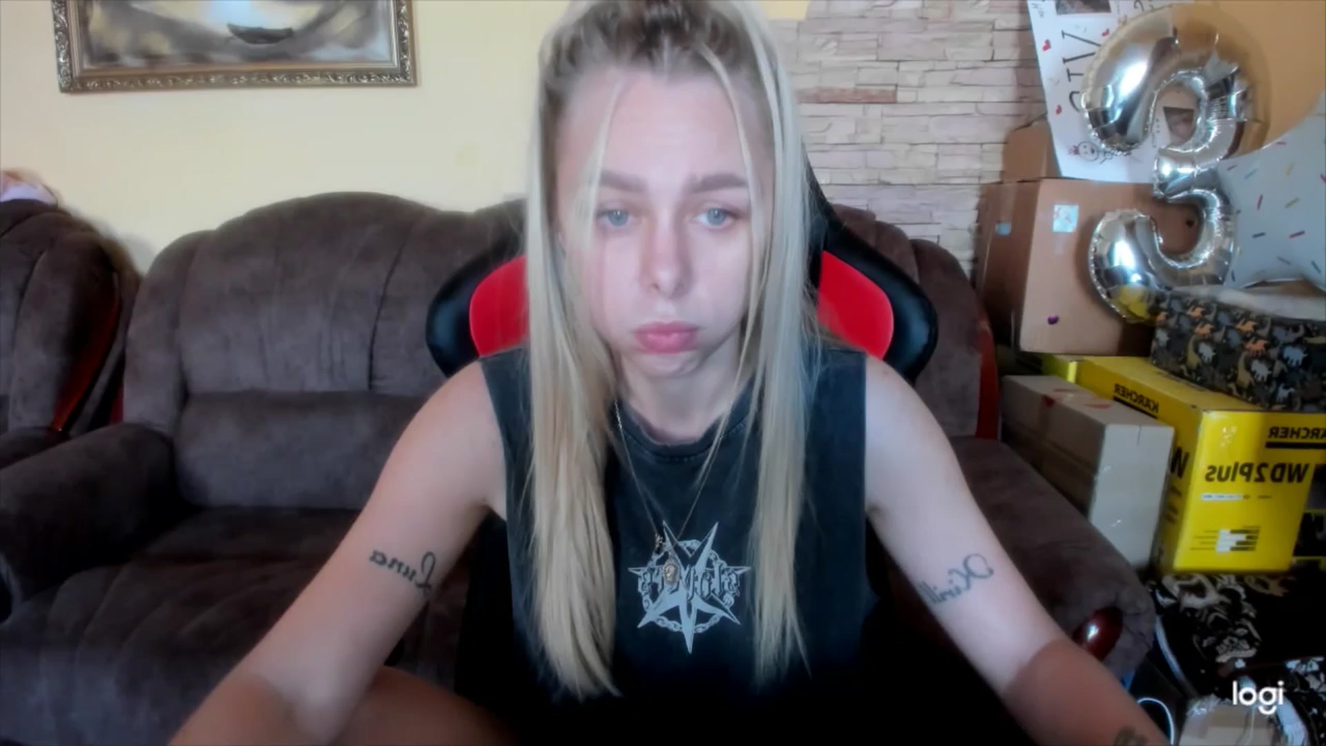 Gallery image thumbnail from YourPupsik's myfreecams stream on, 06/08/2025, 09:52 image 5 of 20
