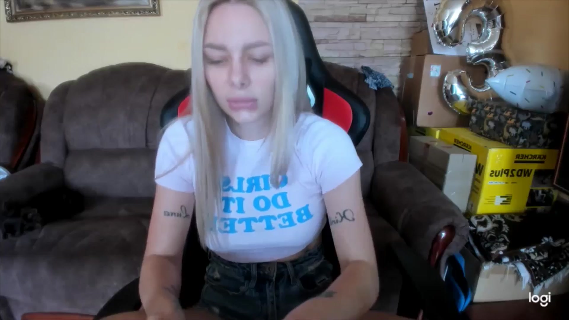 Gallery image thumbnail from YourPupsik's myfreecams stream on, 06/11/2025, 10:10 image 14 of 20