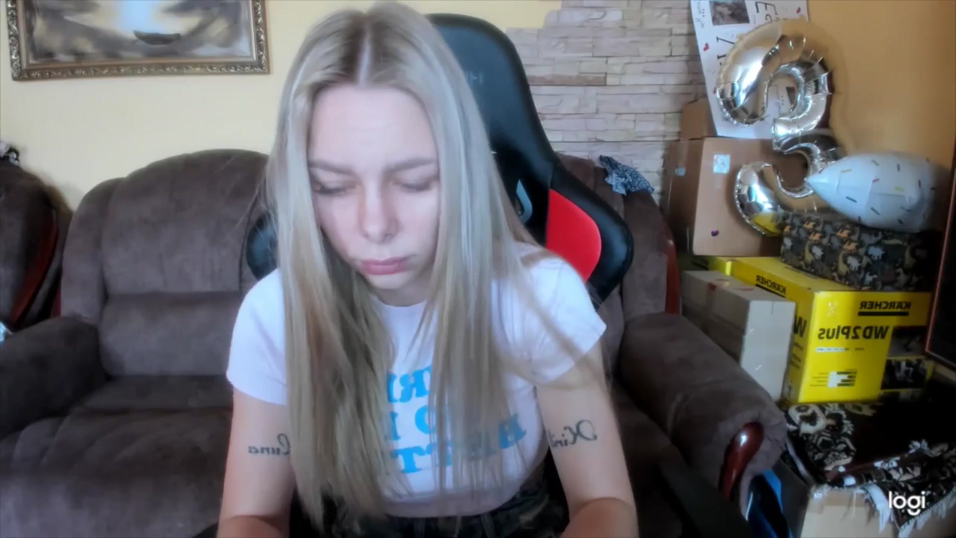 Gallery image thumbnail from YourPupsik's myfreecams stream on, 06/11/2025, 10:10 image 6 of 20